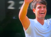 爱游戏-拉沃尔杯翻盘温网，德约科维奇点燃赛场