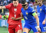 爱游戏入口-法国足球比赛中球队的表现令人惊艳