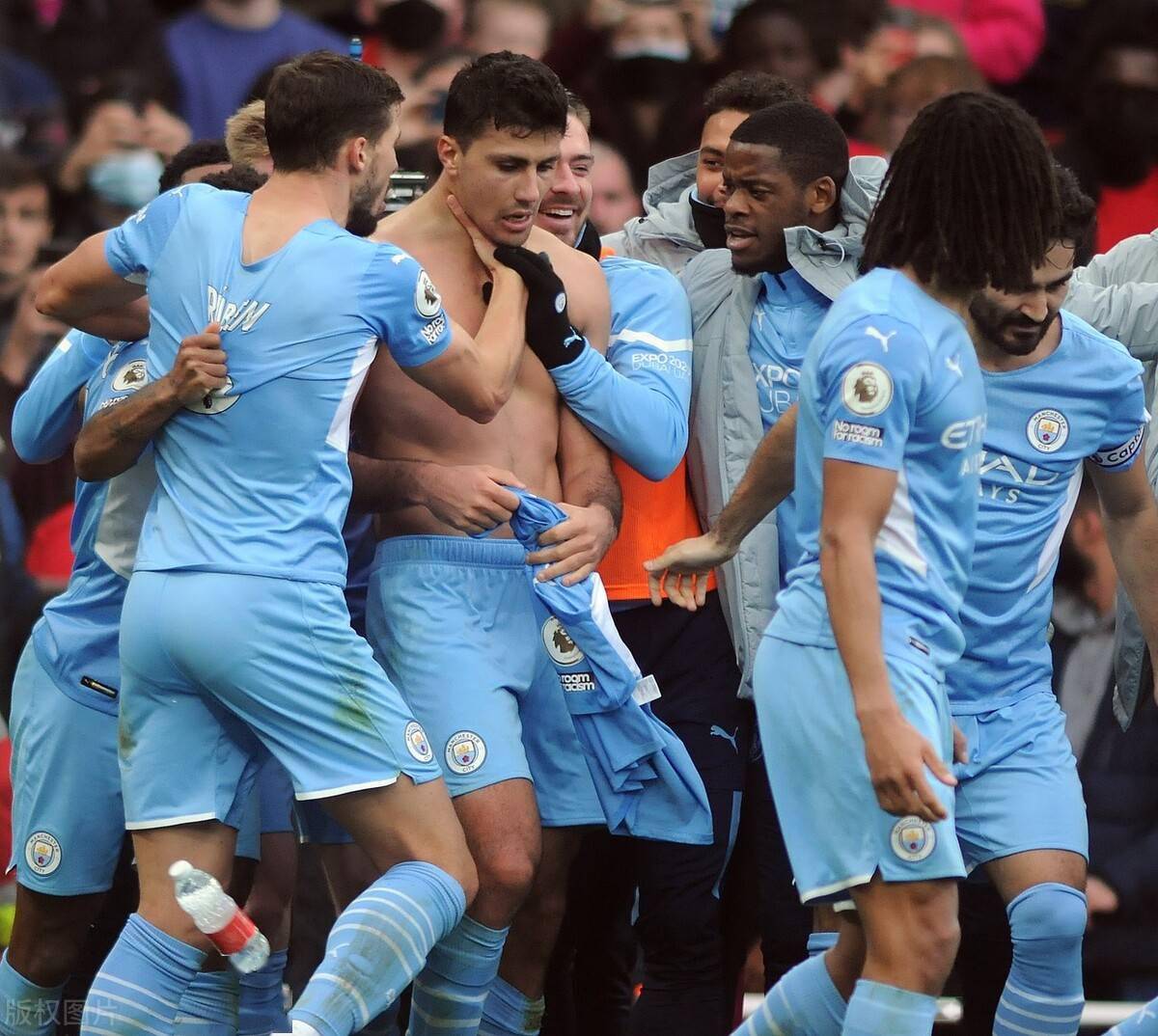 阿森纳轻取利物浦，莫德里奇刷新纪录