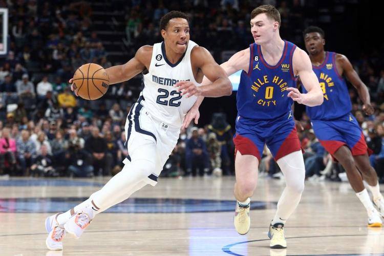 掘金力克灰熊，乔治统治全场