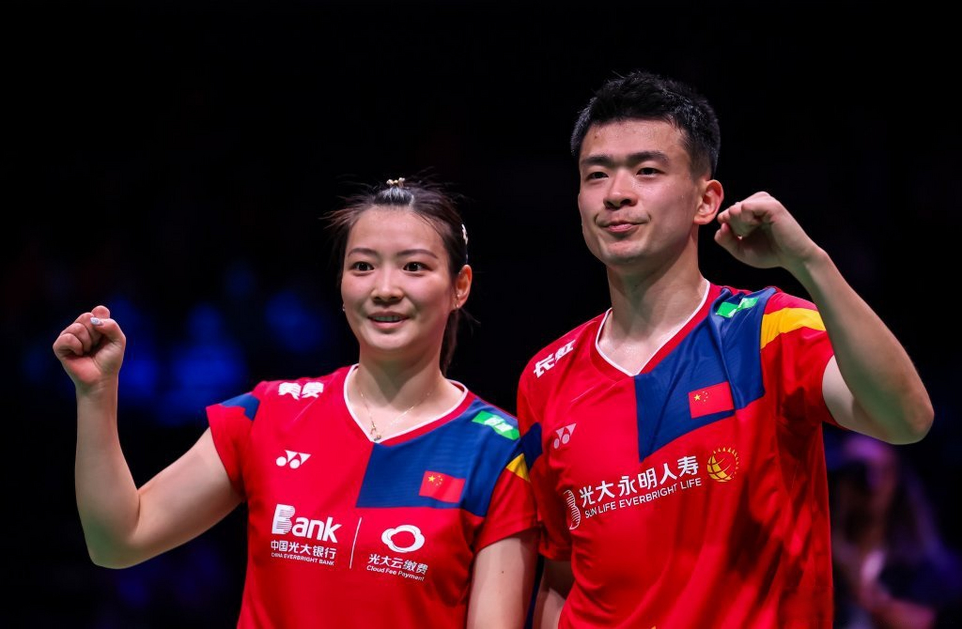 印尼队完胜丹麦队，郑思维惊艳四座