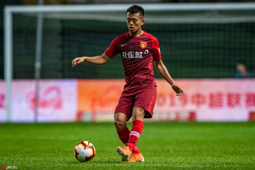 河北华夏幸福客场击败对手，拿下三分